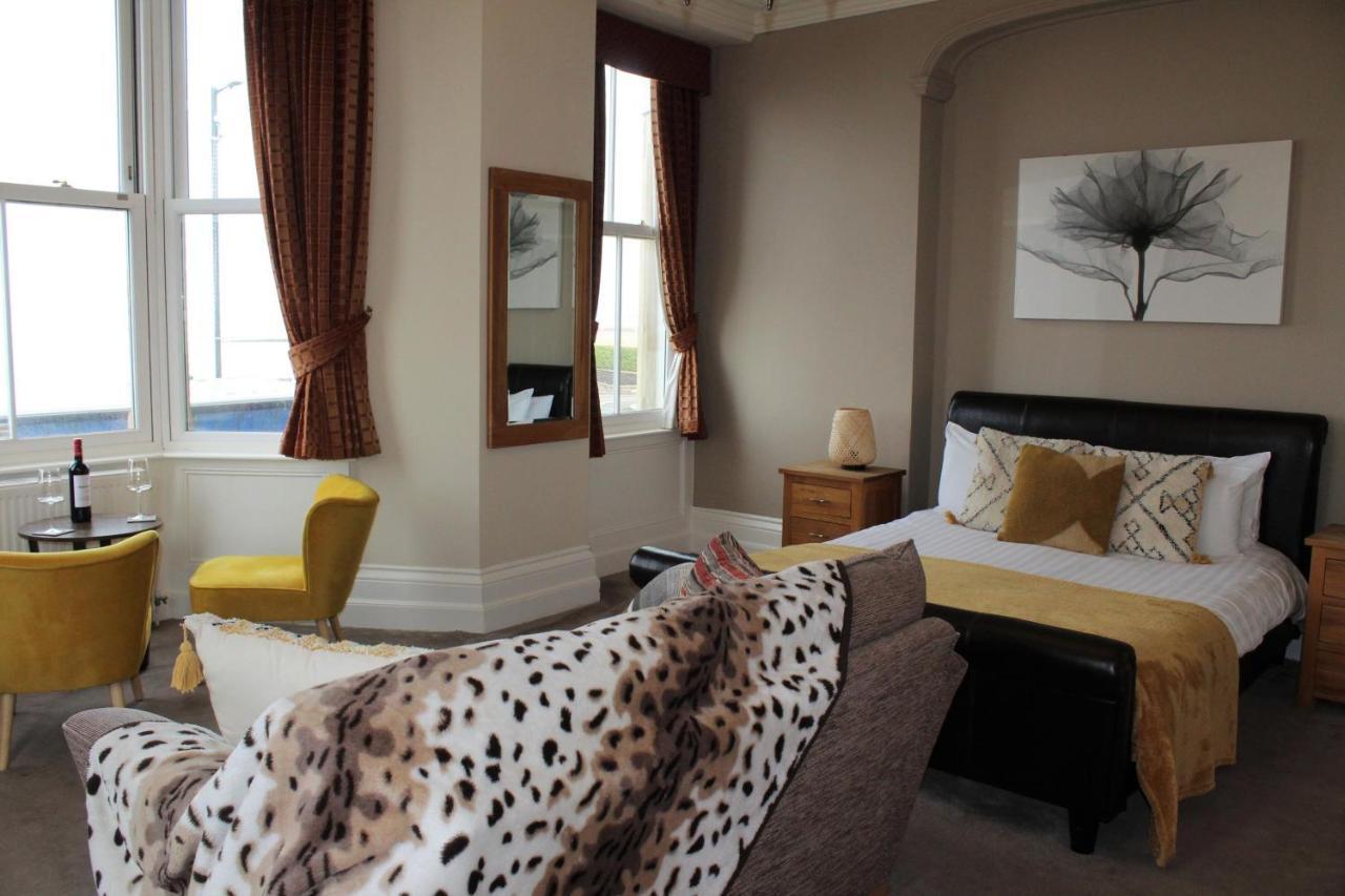 The Crown Hotel Morecambe Bagian luar foto