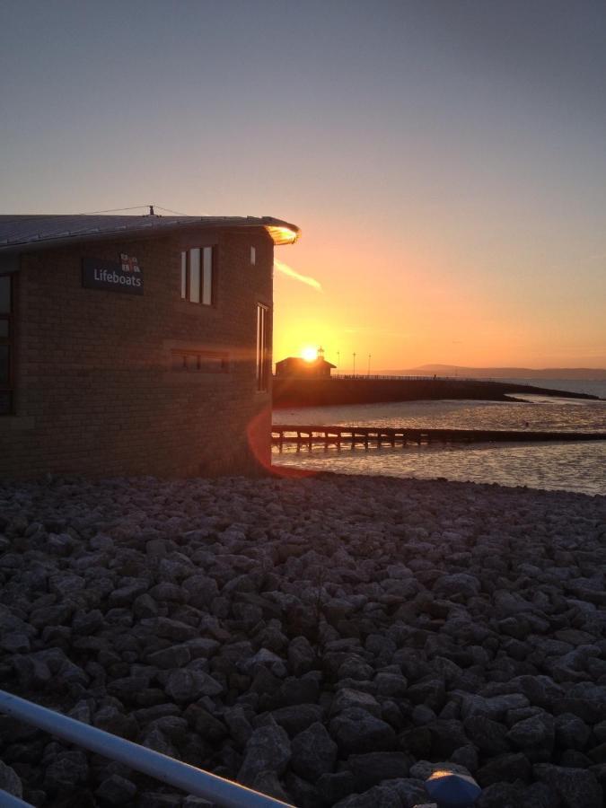 The Crown Hotel Morecambe Bagian luar foto